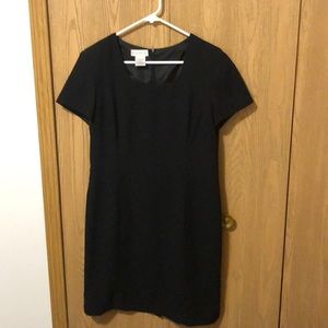 Worthington size 12 woman’s little black dress